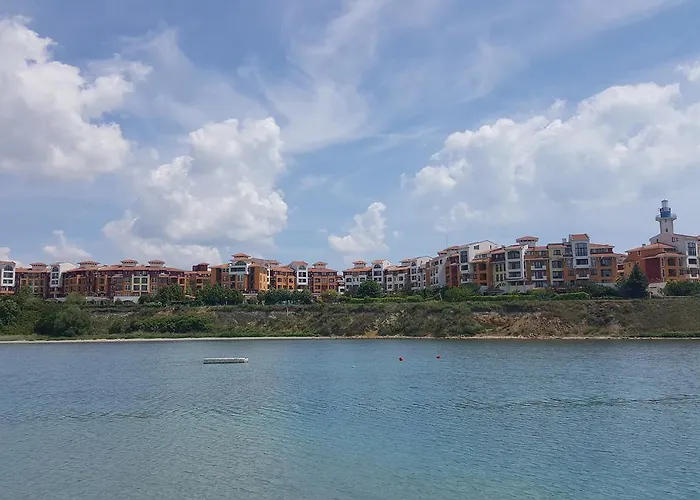 Marina Cape Vacation Complex 4*