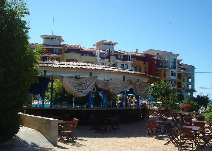 Marina Cape Vacation Complex Aparthotel 4*