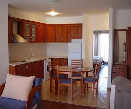 Ξενοδοχείο με διαμερίσματα Marina Cape Vacation Complex Ράβντα