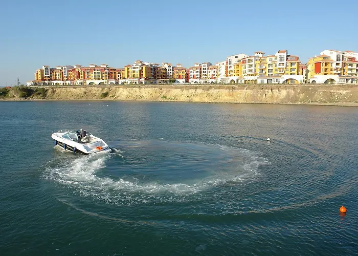 Marina Cape Vacation Complex Apart-hotel Ravda