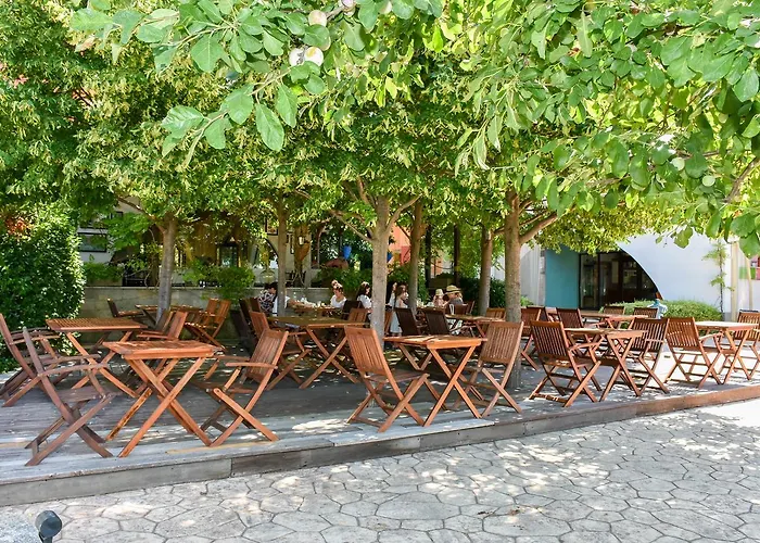 Marina Cape Vacation Complex Ravda